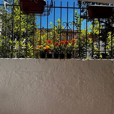 Casa In Pelleria Apartman Lucca Kültér fotó